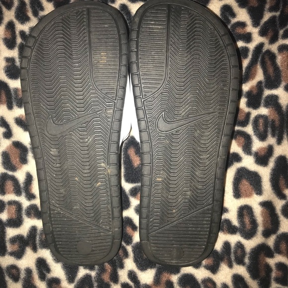 Nike slides - Picture 3 of 3